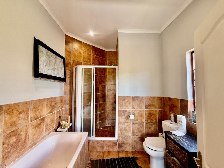 3 Bedroom Property for Sale in Landsmeer Residential Estate North West
